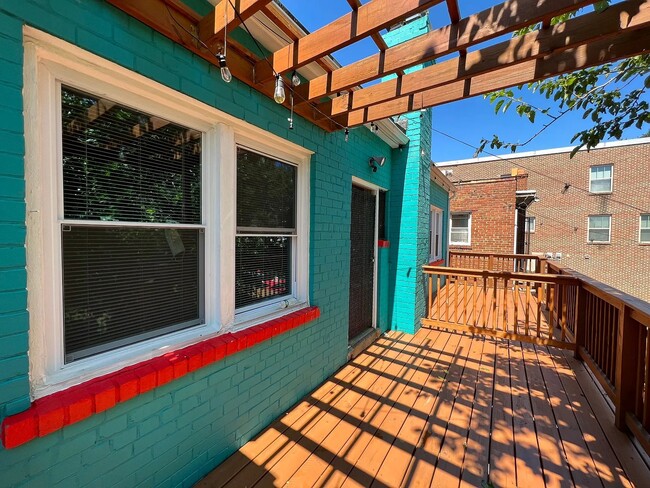 Photo - 1821 Providence St NE Apartment