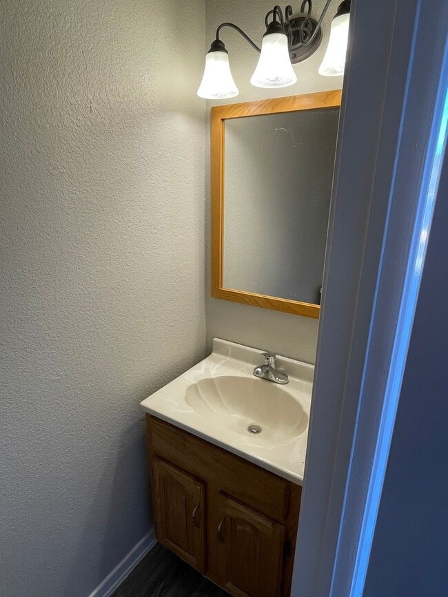 Photo - 2 BEDROOM CONDO BY UNT