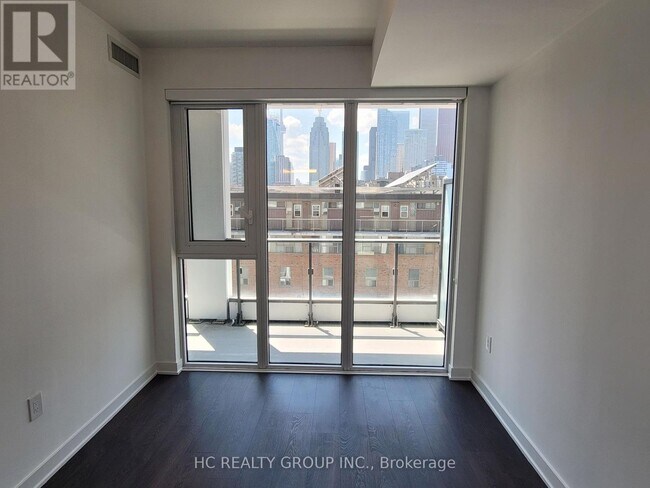 Building Photo - 121-121 Lower Sherbourne St