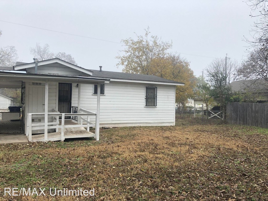 Primary Photo - 2 br, 1 bath House - 710 W Malone Ave