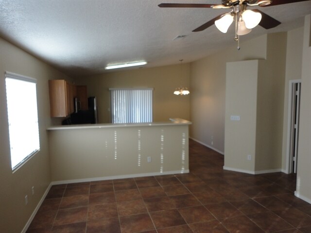 Foto del edificio - 5363 Fossil Ridge Pl NW