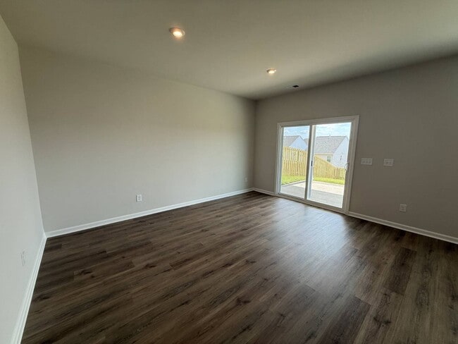 Building Photo - 4319 Hartshorn Cir