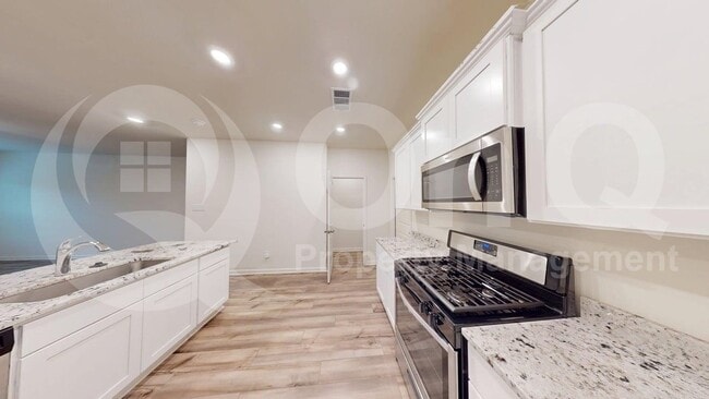 Building Photo - 316 Marsh Ln
