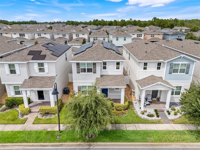 Foto del edificio - 15363 Gilligan Ct
