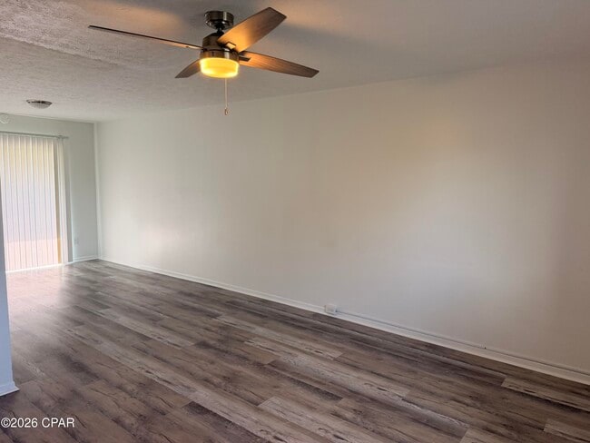 Building Photo - 2917 Ormond Ave