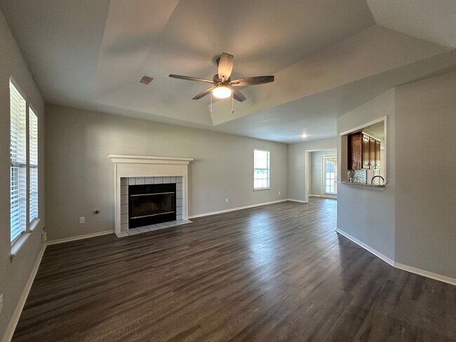 Foto del edificio - Gorgeous 3 Bed 2 Bath Home for Rent in Bar...