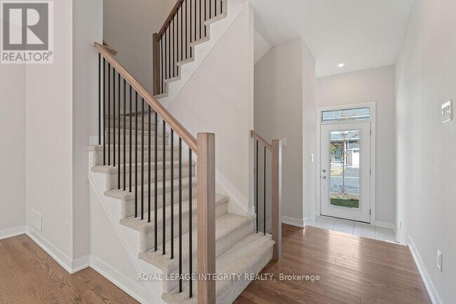 Building Photo - 255 Falsetto St