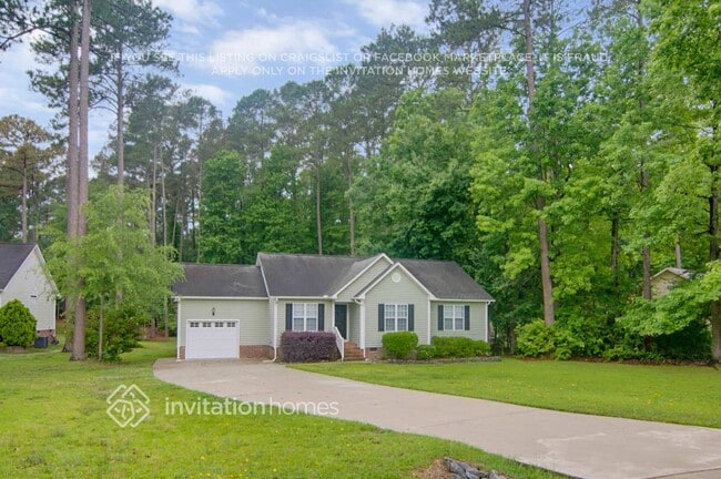 Foto del edificio - 152 Saleen Dr