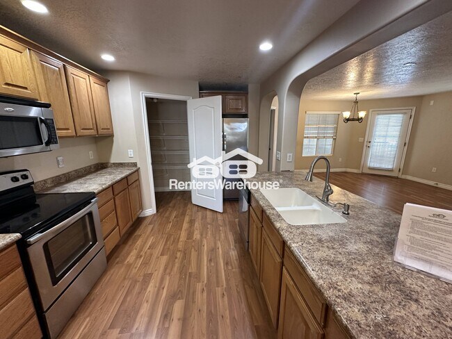 Foto del edificio - 1202 W 110 N