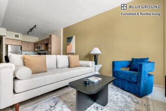 Building Photo - 505 18th St S