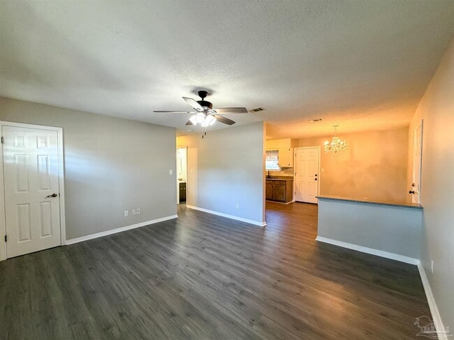 Foto del edificio - 1965 Brentco Rd