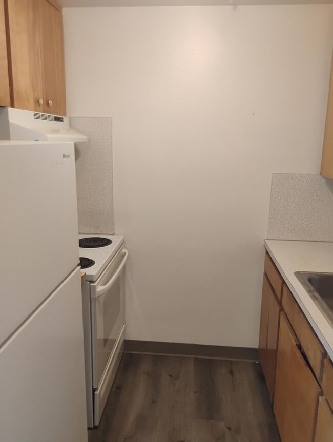 Building Photo - Briarwood Apartment Homes
