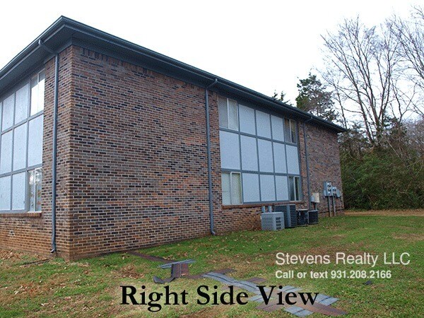 Building Photo - 235 Vinewood Rd