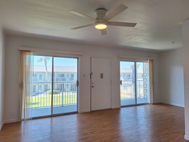 Foto del edificio - 1BR 1BA UNFURNISHED CONDO-NEW SMYRNA BEACH