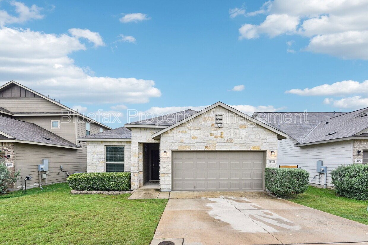 Photo - 10430 Barbeque Bay