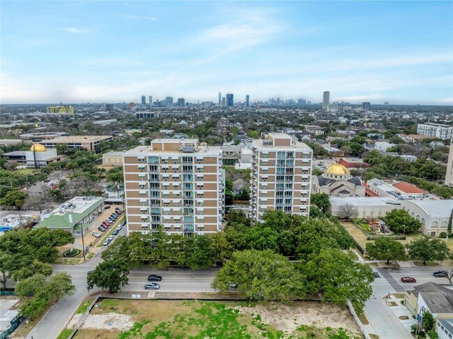 Building Photo - 3600 Montrose Blvd