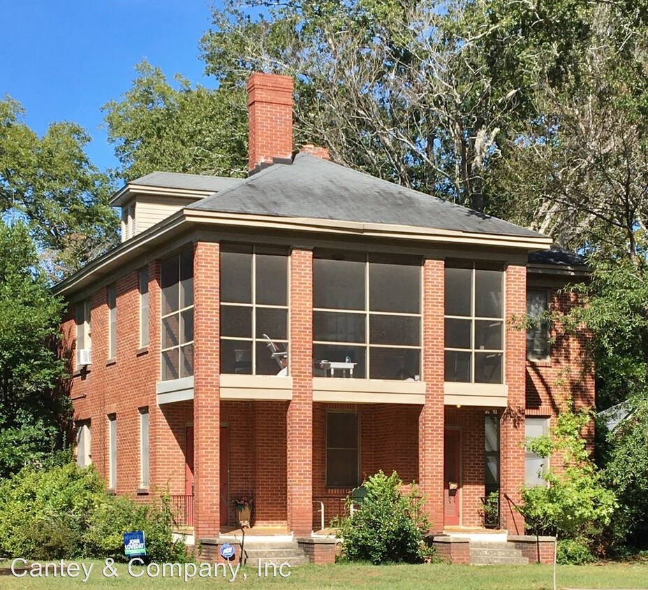 Foto principal - 2901-2903 Wilmot Ave