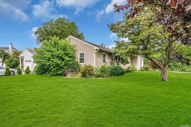 Building Photo - 4 Cheshire Rd