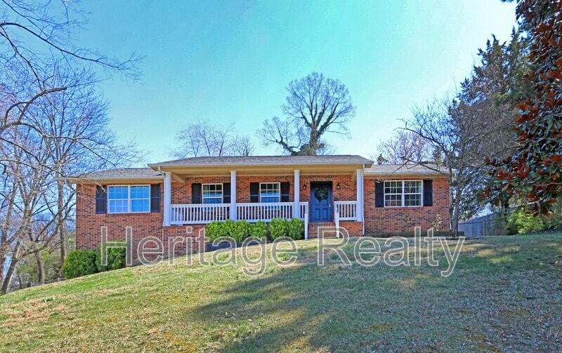 Photo - 9608 Clearwater Drive