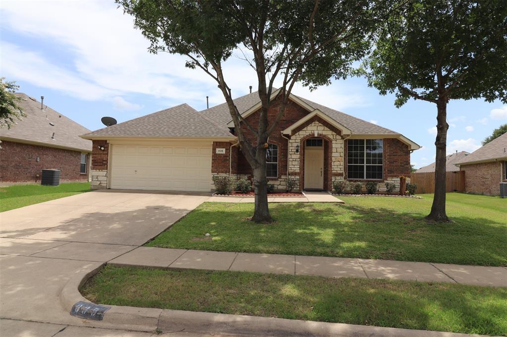 835 Fair Oaks Dr, Grand Prairie, TX 75052 House Rental in Grand