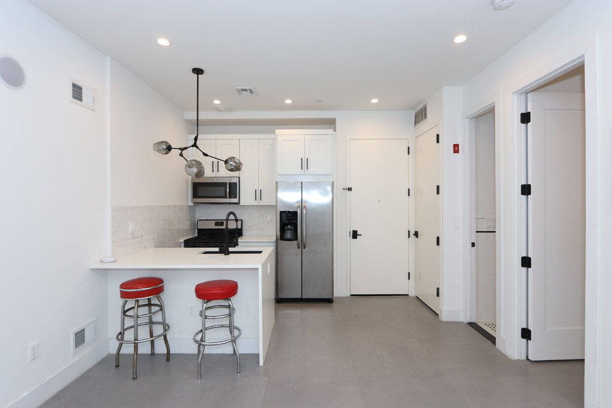 Foto principal - 1161 Myrtle Ave