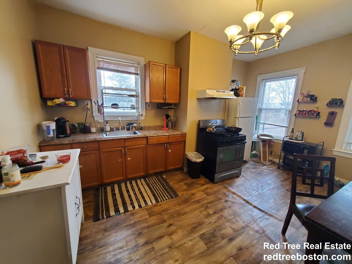 Foto principal - 188 Highland St