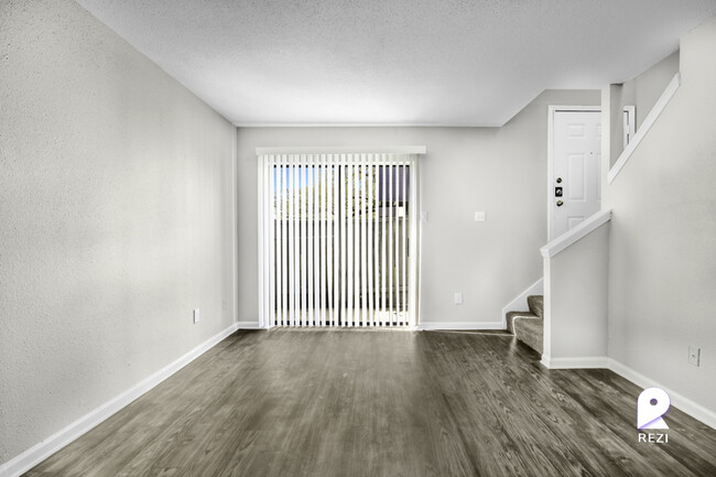 Building Photo - 13100 Stonefield Dr