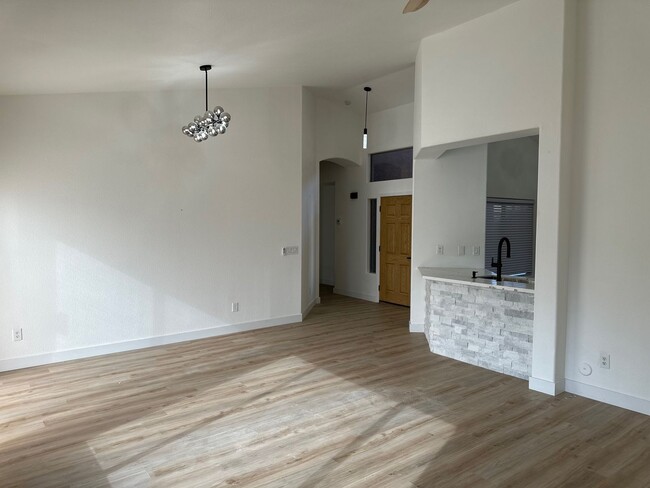 Foto del edificio - Exquisite Newly Remodeled Home in Gilbert