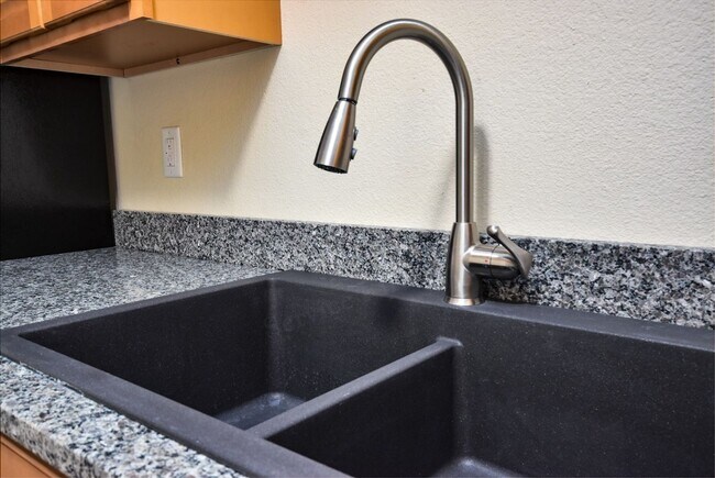 Foto del edificio - Table Rock Apartments
