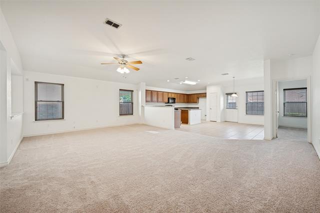Foto del edificio - 2683 Lake Ridge Dr