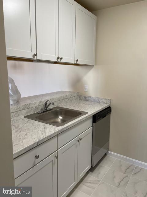 Foto del edificio - 1260 Sugarwood Cir