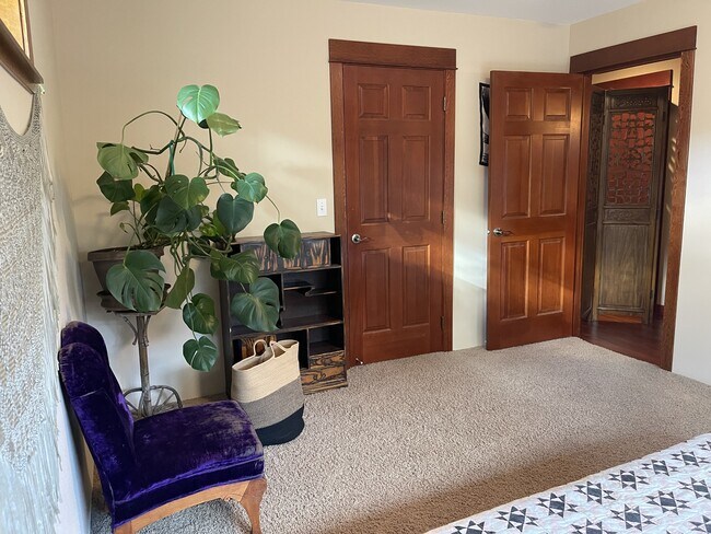 Building Photo - 456 Park Ridge Pl