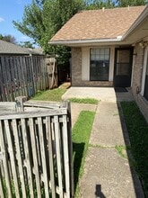 Building Photo - 12606 Abbotts Way