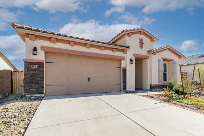 Building Photo - 8833 S 167th Ln