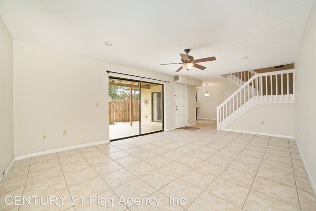 Building Photo - 2 br, 2.5 bath House - 1820 S Park Ave