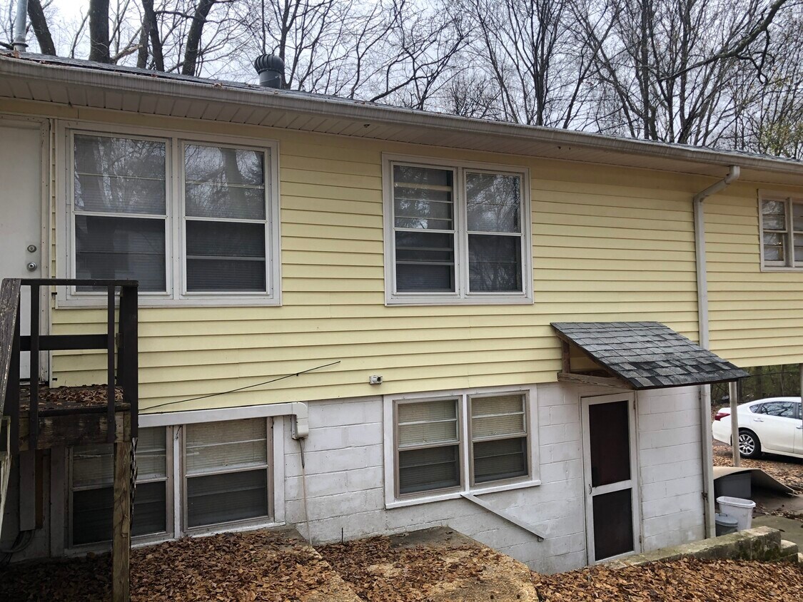 105 22nd Ave NE Unit Triplex, Center Point, AL 35215 Apartments in Center Point, AL