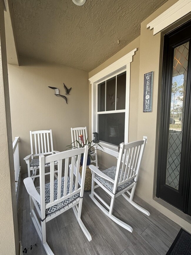 Building Photo - 10491 SW Academic Way