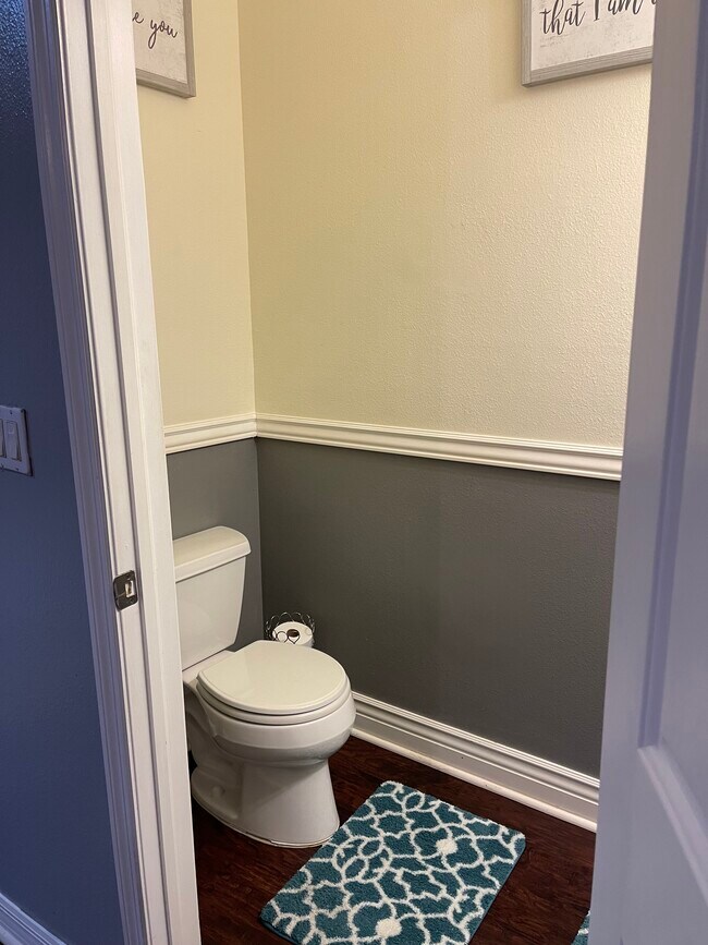 Foto del edificio - 12718 Country Brook Ln