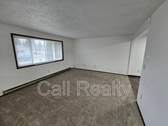 Foto del edificio - 3324 S Raymond Cir