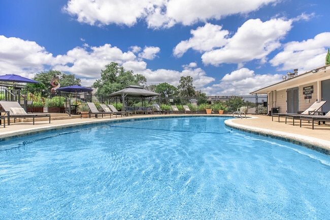 Foto del edificio - Barton Hills Apartments