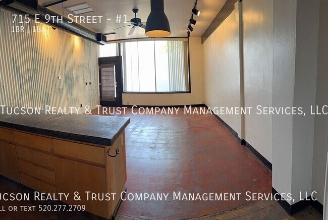 Foto del edificio - 715 E 9th St