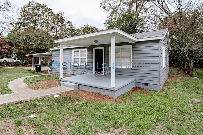 Building Photo - 2621 Avalon Rd