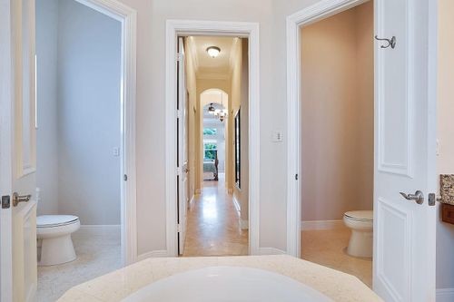 Building Photo - 6777 Cobia Cir