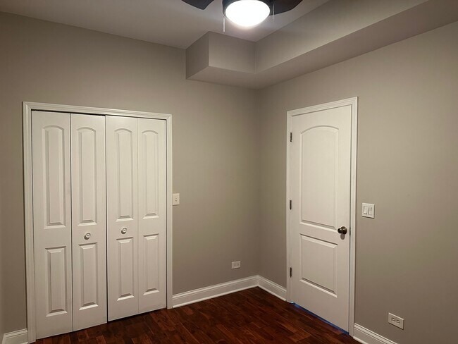 Foto del edificio - 4202 N St Louis Ave