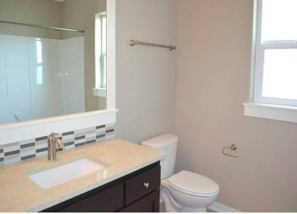 Foto principal - 7422 N Williams Ave