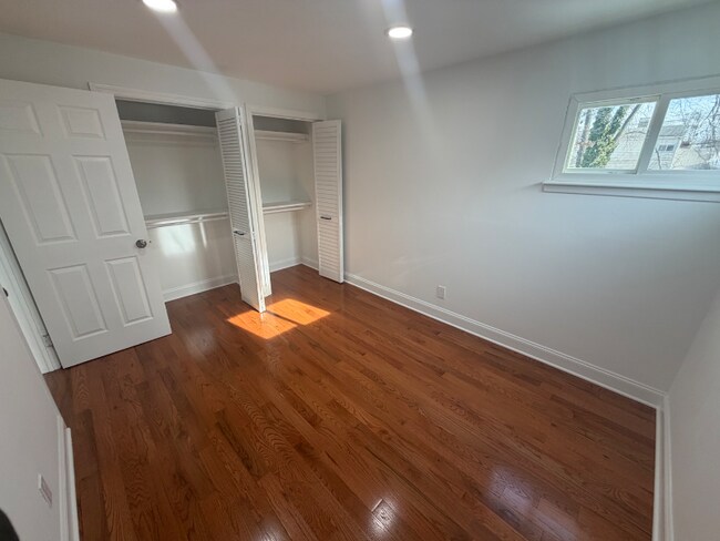 Foto del edificio - 80 McKinley Ave