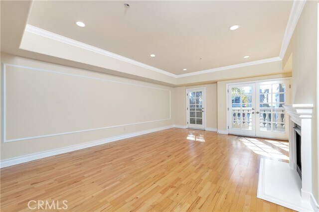 Building Photo - 2340 Fox Hills Dr