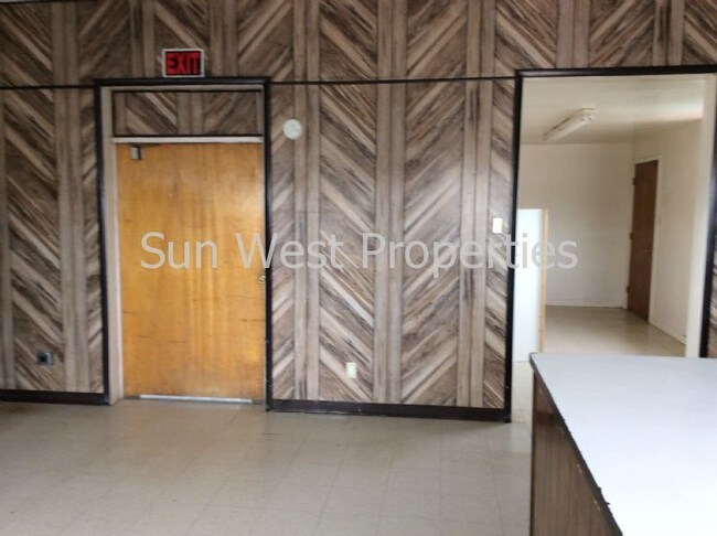 Foto del edificio - 3011 Bloomfield Hwy