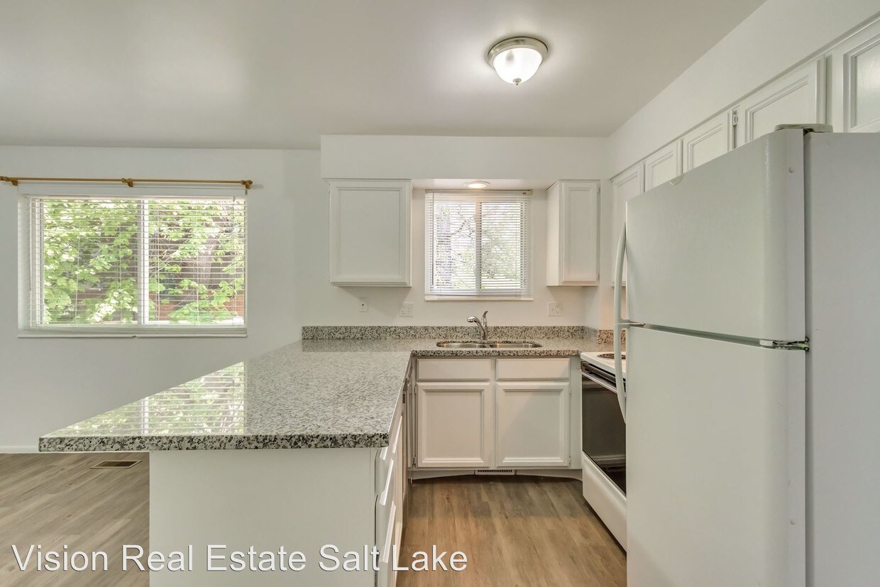 Primary Photo - 3377 S 2410 E St
