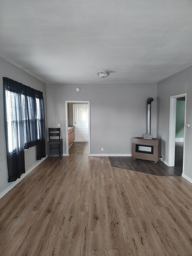 Building Photo - 303 K St